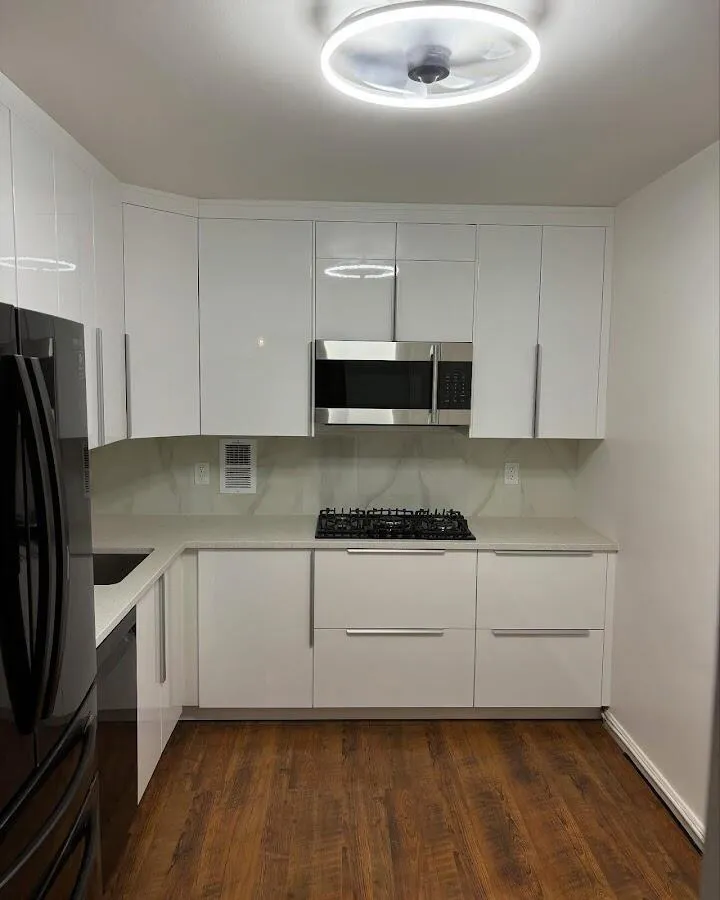 Renovated kitchen with quartz countertops in Medina